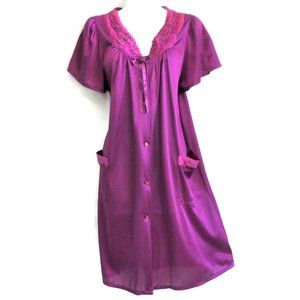 Quiet Moments Housecoat Robe Vintage Berry Pearl M